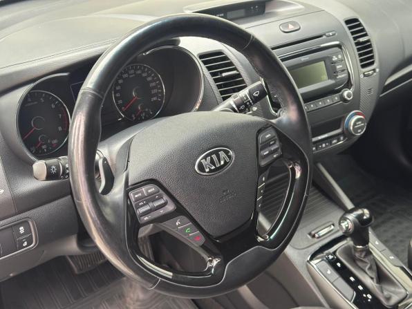 Kia Cerato III Рестайлинг (Classic) с пробегом 2017 года, цена 1 500 000 рублей, 98442 км, седан, Автокод Объявления