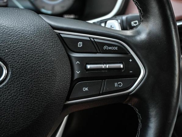 Hyundai Santa Fe IV Рестайлинг с пробегом 2022 года, цена 3 674 000 рублей, 55540 км, внедорожник, Автокод Объявления