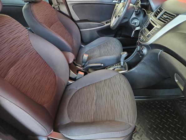 Hyundai Solaris I Рестайлинг с пробегом 2014 года, цена 1 025 000 рублей, 124144 км, седан, Автокод Объявления