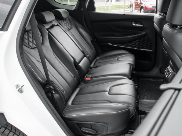 Hyundai Santa Fe IV Рестайлинг с пробегом 2021 года, цена 3 260 000 рублей, 90541 км, внедорожник, Автокод Объявления