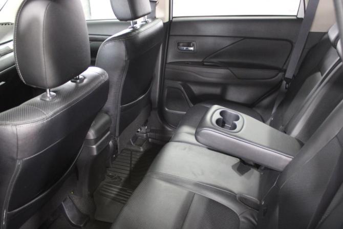 Mitsubishi Outlander III Рестайлинг 2 с пробегом 2016 года, цена 2 100 000 рублей, 86000 км, внедорожник, Автокод Объявления