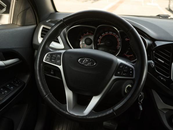 Lada (ВАЗ) Vesta I с пробегом 2020 года, цена 1 087 000 рублей, 83184 км, седан, Автокод Объявления
