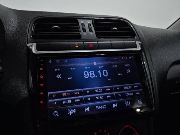 Volkswagen Polo V Рестайлинг с пробегом 2020 года, цена 1 250 000 рублей, 63420 км, седан, Автокод Объявления