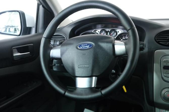 Ford Focus II Рестайлинг с пробегом 2008 года, цена 599 000 рублей, 274626 км, хэтчбек, Автокод Объявления