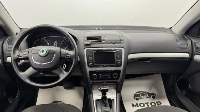 Skoda Octavia II (A5) Рестайлинг с пробегом 2012 года, цена 850 000 рублей, 189200 км, лифтбек, Автокод Объявления