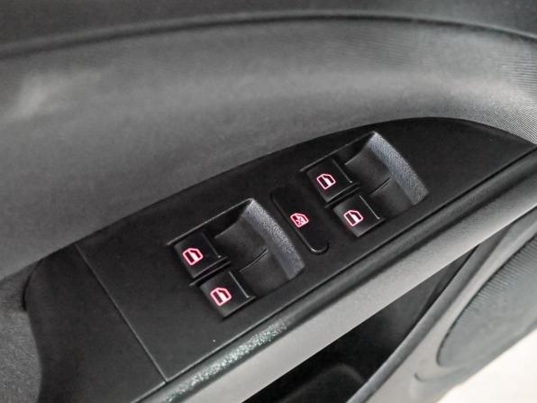 SEAT Leon II Рестайлинг с пробегом 2012 года, цена 830 000 рублей, 152491 км, хэтчбек, Автокод Объявления