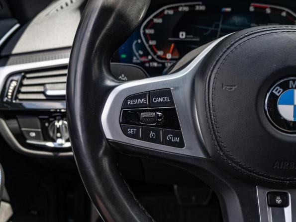 BMW 5 серии VII (G30/G31/G38) Рестайлинг с пробегом 2021 года, цена 4 940 000 рублей, 117509 км, седан, Автокод Объявления