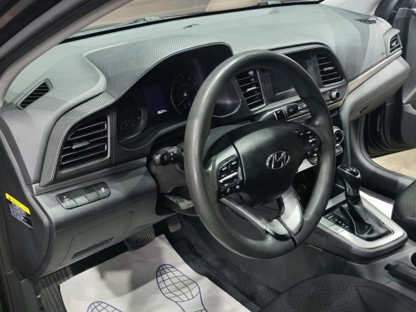 Hyundai Elantra VI (AD) Рестайлинг с пробегом 2018 года, цена 1 250 000 рублей, 170946 км, седан, Автокод Объявления
