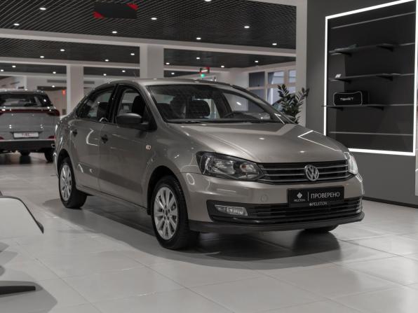 Volkswagen Polo V Рестайлинг с пробегом 2017 года, цена 1 145 000 рублей, 97111 км, седан, Автокод Объявления