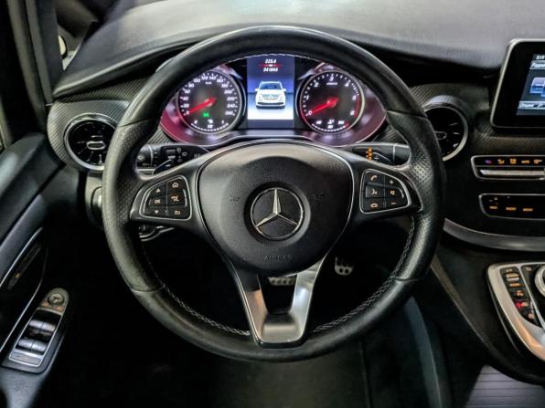 Mercedes-Benz V-Класс III (W447) Рестайлинг с пробегом 2019 года, цена 3 100 000 рублей, 341798 км, минивэн, Автокод Объявления