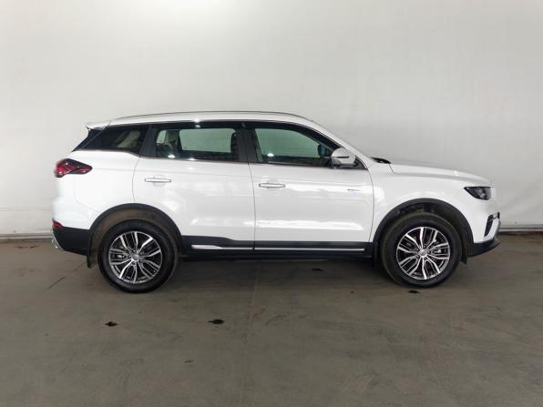 Geely Atlas Pro с пробегом 2024 года, цена 2 400 000 рублей, 4296 км, внедорожник, Автокод Объявления