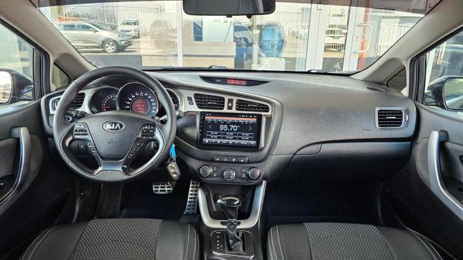 Kia Ceed II с пробегом 2014 года, цена 939 000 рублей, 171560 км, универсал, Автокод Объявления