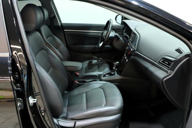 Hyundai Elantra VI (AD) Рестайлинг с пробегом 2019 года, цена 2 049 000 рублей, 63010 км, седан, Автокод Объявления