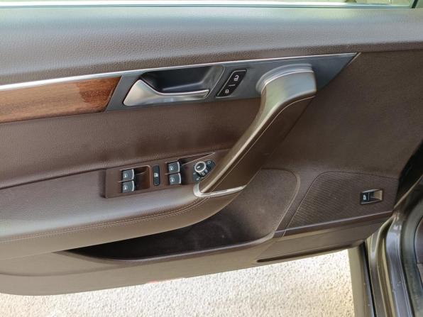 Volkswagen Passat B7 с пробегом 2012 года, цена 969 000 рублей, 183752 км, седан, Автокод Объявления