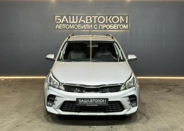 Kia Rio IV Рестайлинг с пробегом 2022 года, цена 1 384 000 рублей, 160791 км, хэтчбек, Автокод Объявления