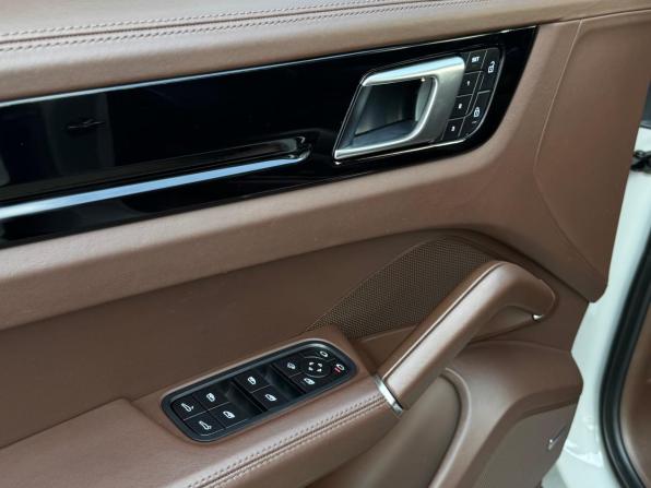 Porsche Cayenne III с пробегом 2022 года, цена 8 790 000 рублей, 62411 км, внедорожник, Автокод Объявления