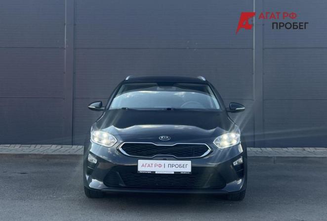 Kia Ceed III с пробегом 2019 года, цена 1 740 000 рублей, 72101 км, универсал, Автокод Объявления