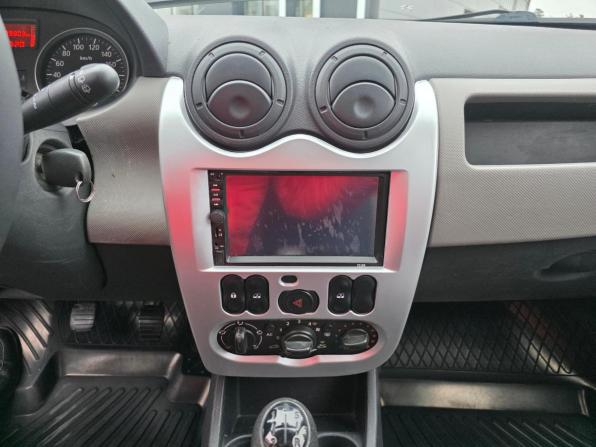 Renault Sandero I с пробегом 2013 года, цена 419 900 рублей, 179802 км, хэтчбек, Автокод Объявления