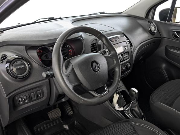 Renault Kaptur I с пробегом 2018 года, цена 1 290 000 рублей, 101551 км, внедорожник, Автокод Объявления