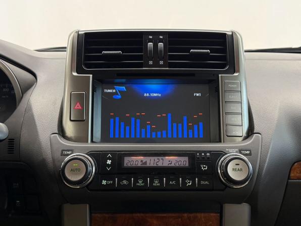 Toyota Land Cruiser Prado 150 Series с пробегом 2011 года, цена 2 800 000 рублей, 129110 км, внедорожник, Автокод Объявления