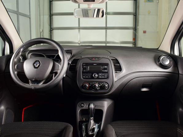 Renault Kaptur I с пробегом 2018 года, цена 1 199 999 рублей, 128886 км, внедорожник, Автокод Объявления