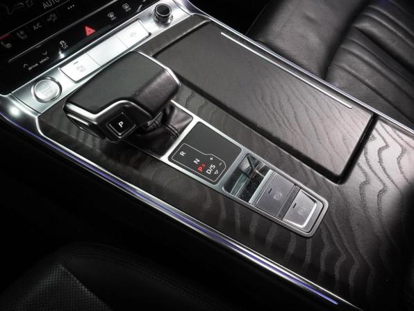 Audi A6 V (C8) с пробегом 2019 года, цена 4 293 000 рублей, 118656 км, седан, Автокод Объявления