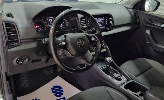 Skoda Karoq I с пробегом 2020 года, цена 2 095 000 рублей, 159650 км, внедорожник, Автокод Объявления