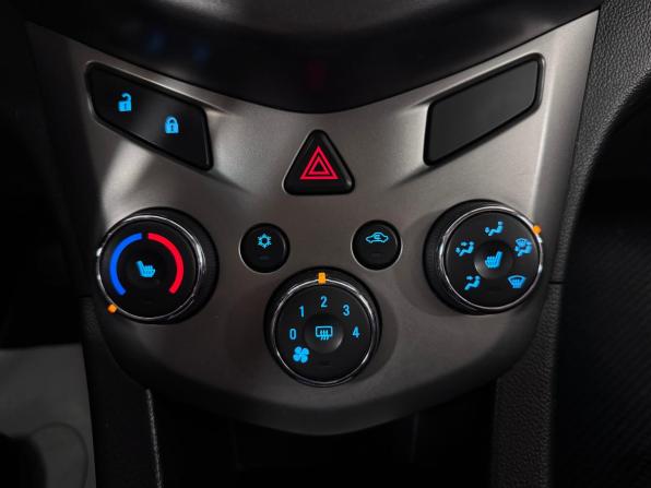 Chevrolet Aveo II с пробегом 2014 года, цена 850 000 рублей, 82586 км, седан, Автокод Объявления