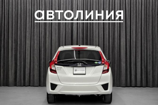 Honda Fit III с пробегом 2014 года, цена 899 000 рублей, 157000 км, хэтчбек, Автокод Объявления