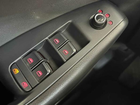 Audi Q5 I (8R) с пробегом 2009 года, цена 1 330 000 рублей, 150724 км, внедорожник, Автокод Объявления