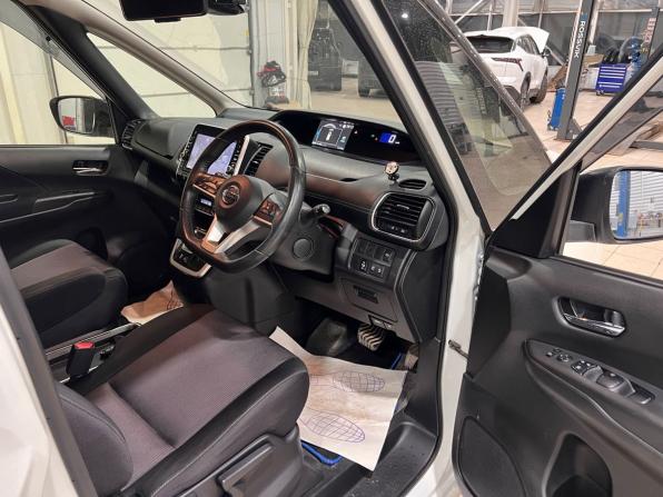 Nissan Serena V (C27) с пробегом 2018 года, цена 1 890 000 рублей, 141159 км, минивэн, Автокод Объявления