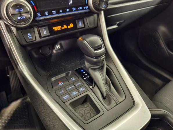 Toyota RAV4 V (XA50) с пробегом 2019 года, цена 3 129 000 рублей, 65174 км, внедорожник, Автокод Объявления