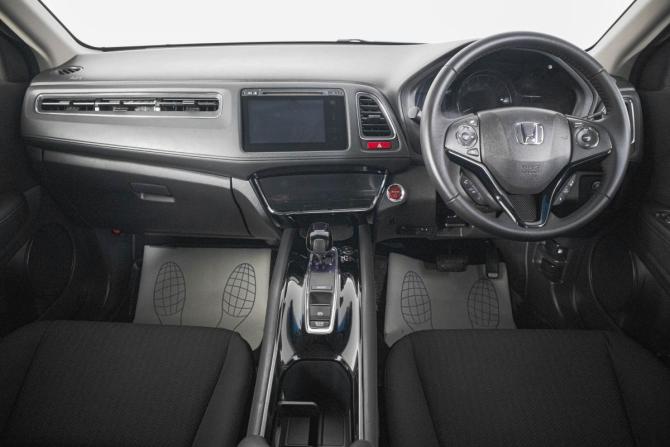 Honda Vezel I с пробегом 2014 года, цена 1 359 000 рублей, 159000 км, внедорожник, Автокод Объявления