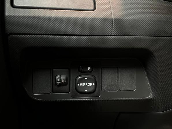Toyota Auris I с пробегом 2007 года, цена 669 000 рублей, 211841 км, хэтчбек, Автокод Объявления