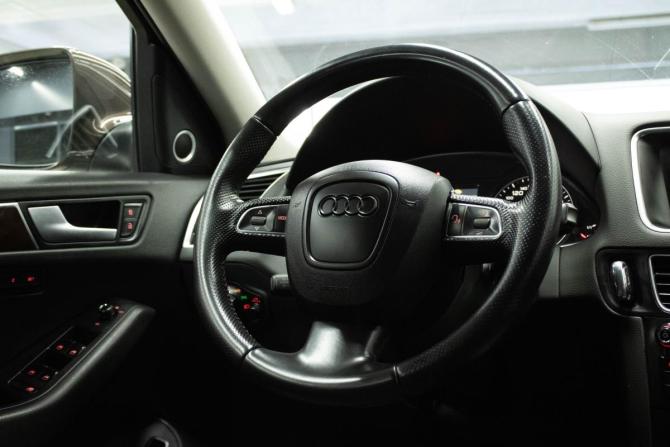 Audi Q5 I (8R) с пробегом 2012 года, цена 1 669 000 рублей, 123862 км, внедорожник, Автокод Объявления