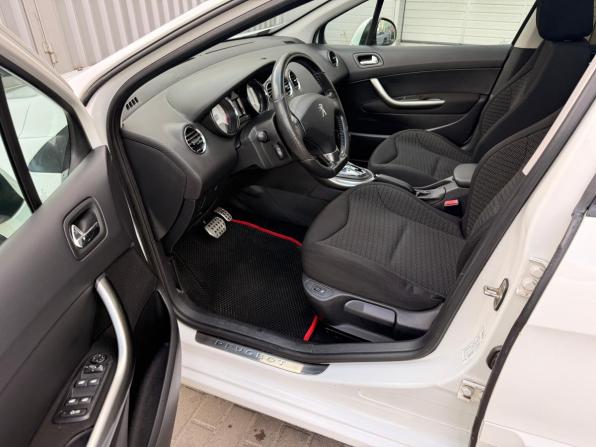Peugeot 308 I Рестайлинг с пробегом 2012 года, цена 595 000 рублей, 201261 км, хэтчбек, Автокод Объявления