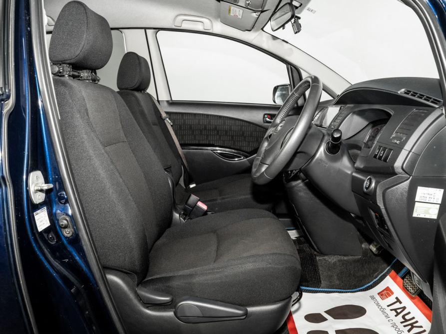 Toyota ISis I Рестайлинг Иркутск  - изображение 5