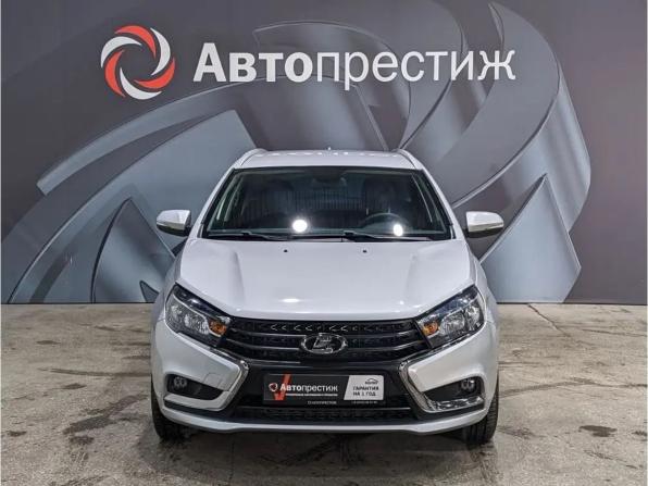 Lada (ВАЗ) Vesta I с пробегом 2022 года, цена 1 297 000 рублей, 57942 км, универсал, Автокод Объявления