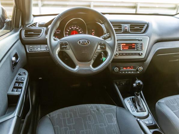 Kia Rio III Рестайлинг с пробегом 2015 года, цена 1 138 000 рублей, 176532 км, седан, Автокод Объявления