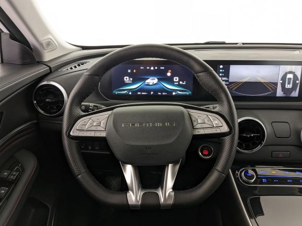 Forthing T5 EVO с пробегом 2024 года, цена 2 200 000 рублей, 19295 км, внедорожник, Автокод Объявления