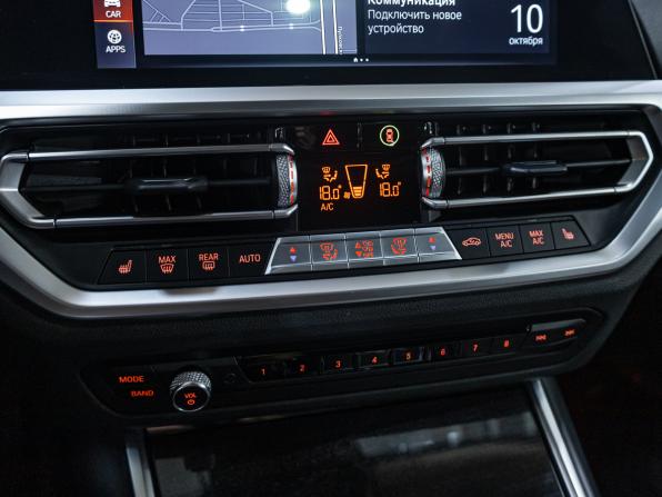 BMW 3 серии VII (G2x) с пробегом 2021 года, цена 3 289 700 рублей, 129117 км, седан, Автокод Объявления