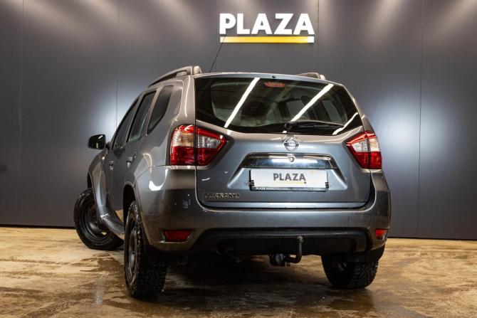 Nissan Terrano III (D10) с пробегом 2018 года, цена 1 379 000 рублей, 98764 км, внедорожник, Автокод Объявления