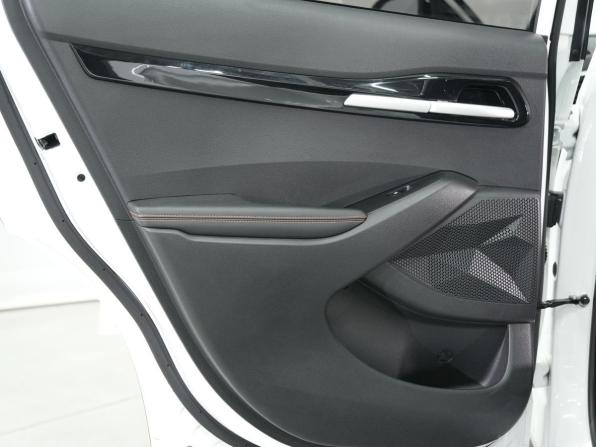 Kia Seltos I Рестайлинг с пробегом 2024 года, цена 2 570 000 рублей, 14051 км, внедорожник, Автокод Объявления