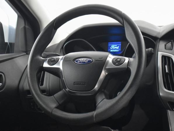 Ford Focus III с пробегом 2014 года, цена 919 000 рублей, 97547 км, хэтчбек, Автокод Объявления