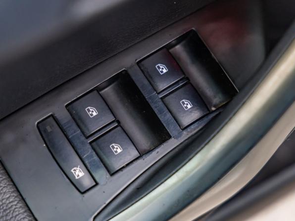 Opel Astra J с пробегом 2011 года, цена 618 000 рублей, 174981 км, хэтчбек, Автокод Объявления
