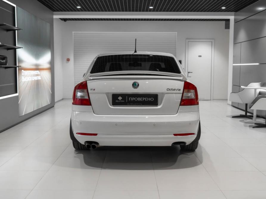 Skoda Octavia II (A5) Рестайлинг Москва  - изображение 6
