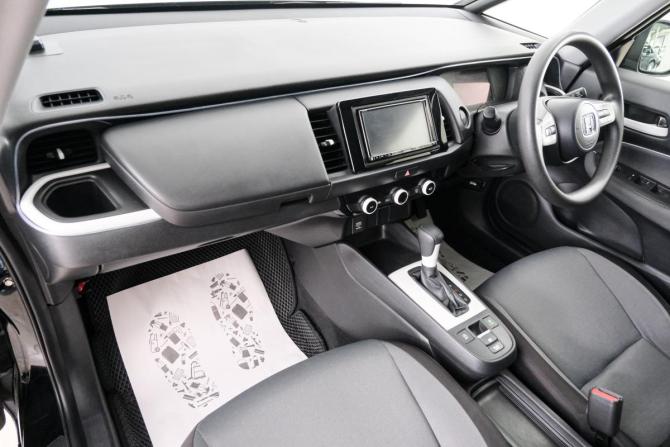 Honda Fit IV с пробегом 2022 года, цена 1 339 000 рублей, 87000 км, хэтчбек, Автокод Объявления