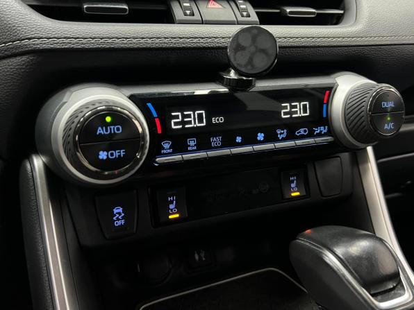 Toyota RAV4 V (XA50) с пробегом 2020 года, цена 3 410 000 рублей, 29227 км, внедорожник, Автокод Объявления