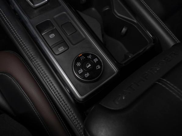 Nissan Pathfinder V с пробегом 2021 года, цена 4 595 000 рублей, 133342 км, внедорожник, Автокод Объявления