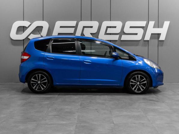 Honda Jazz II Рестайлинг с пробегом 2012 года, цена 989 000 рублей, 183226 км, хэтчбек, Автокод Объявления